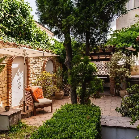Amuni By Wonderful Italy